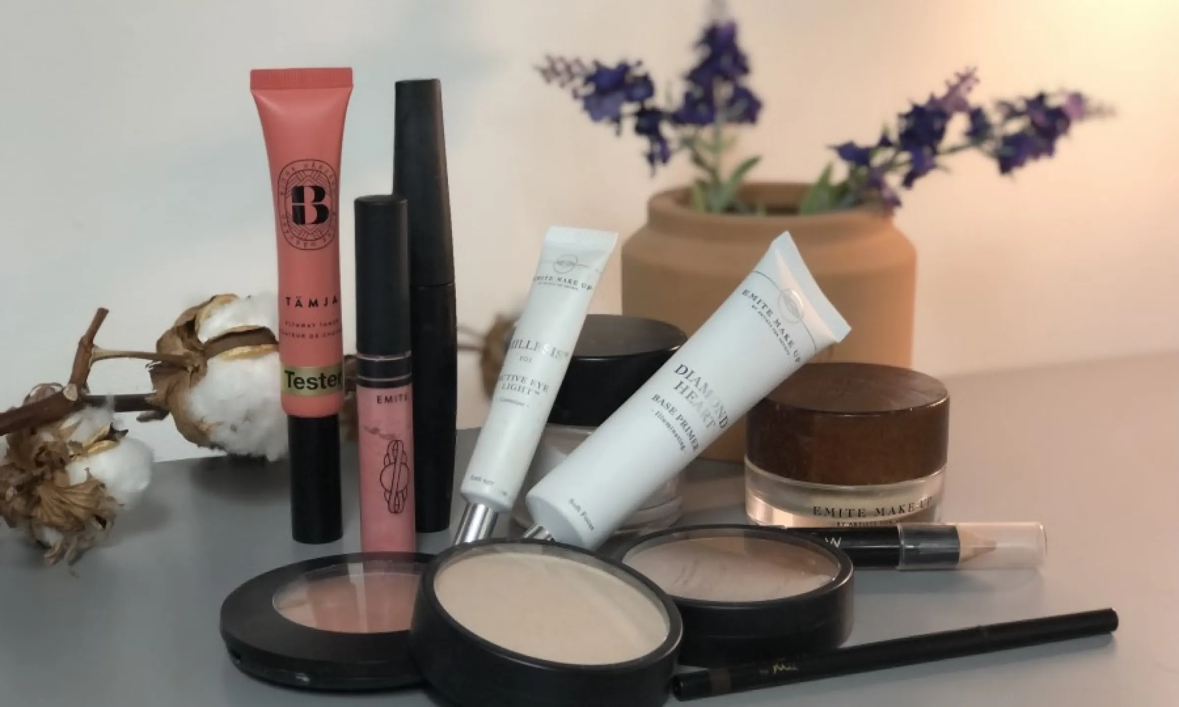 Bild Hållbar Makeup 900x540px